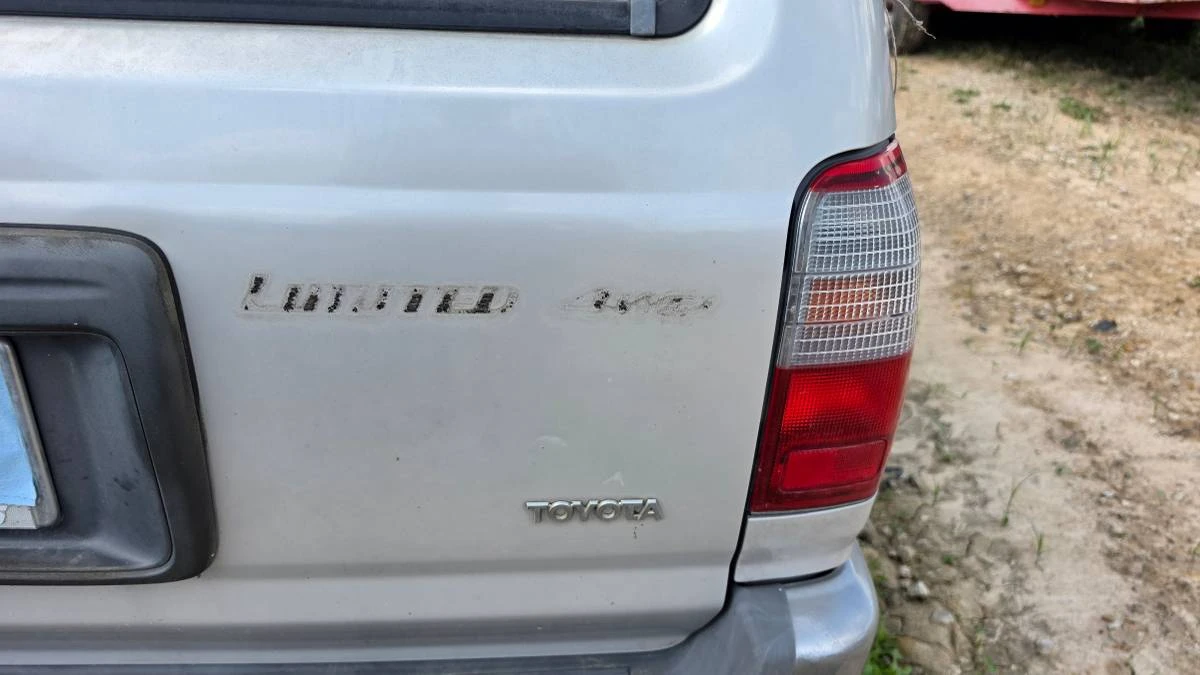 2000 Toyota 4Runner 3rd Gen - Image 3 of 24