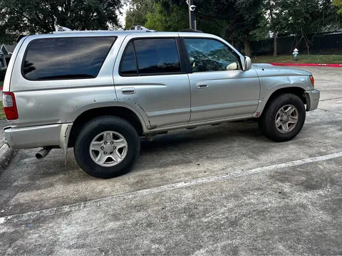 2000 Toyota 4Runner 8999