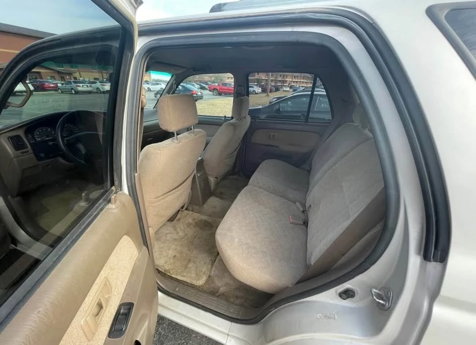 2000 Toyota 4Runner 3rd Gen - Image 4 of 4