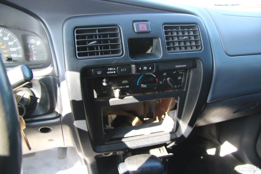 2000 Toyota 4Runner 3rd Gen - Image 16 of 21