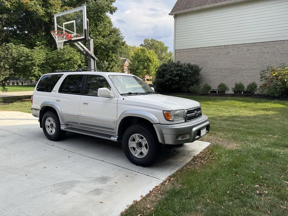2000 Toyota 4Runner 3rd Gen - Image 2 of 21