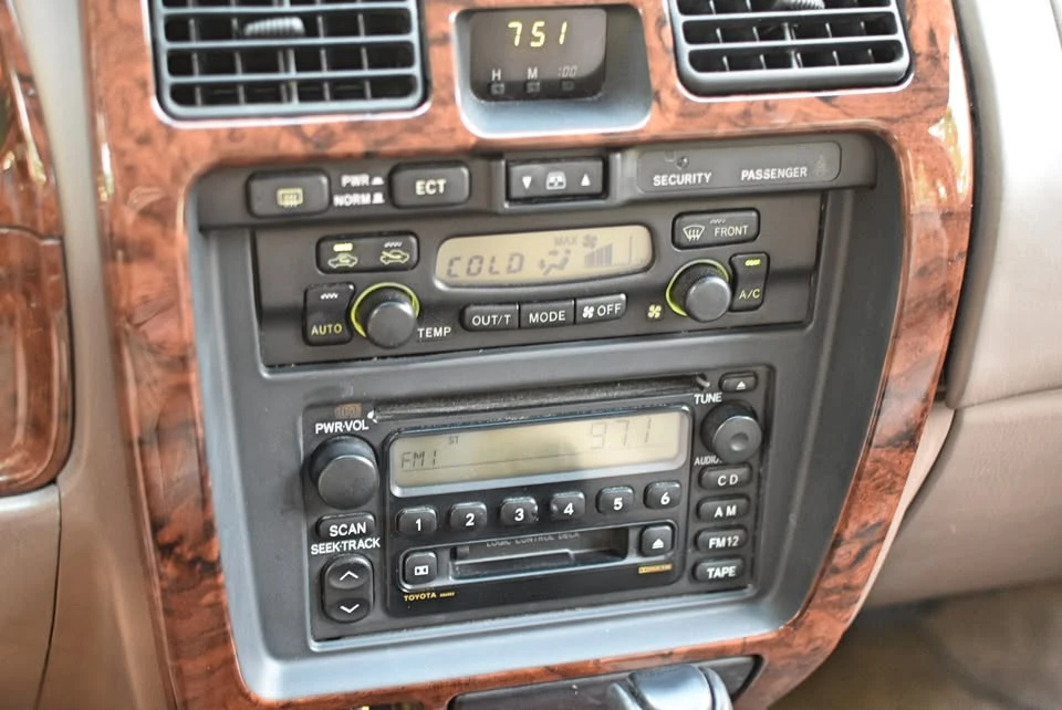 2000 Toyota 4Runner 3rd Gen - Image 11 of 20