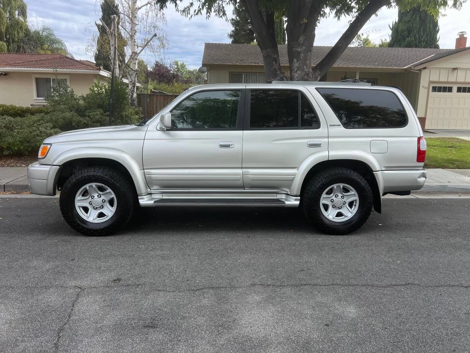 2000 Toyota 4Runner 3rd Gen - Image 2 of 14