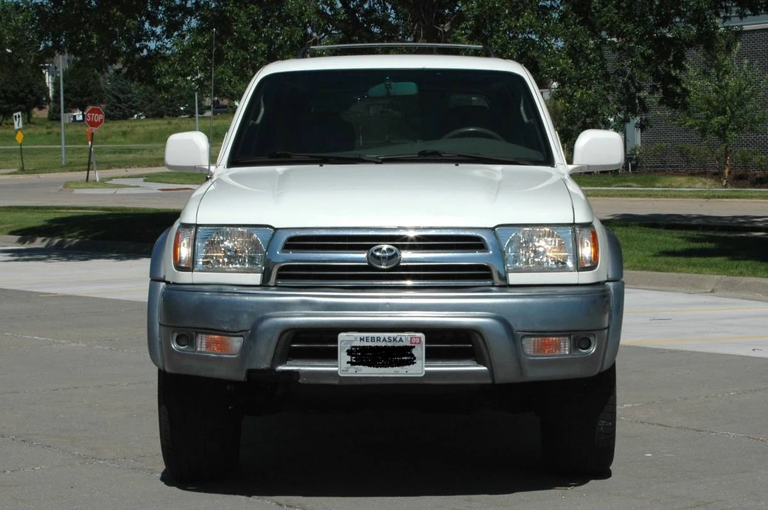 2000 Toyota 4Runner 3rd Gen - Image 2 of 23