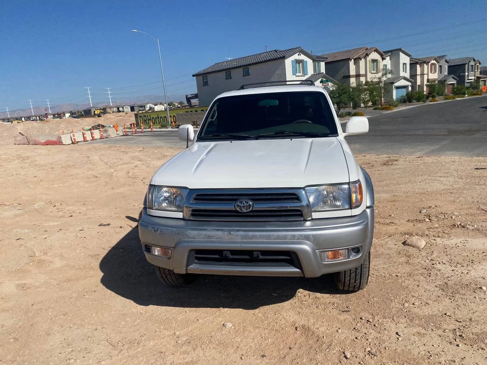 2001 Toyota 4Runner - Image 2 of 7