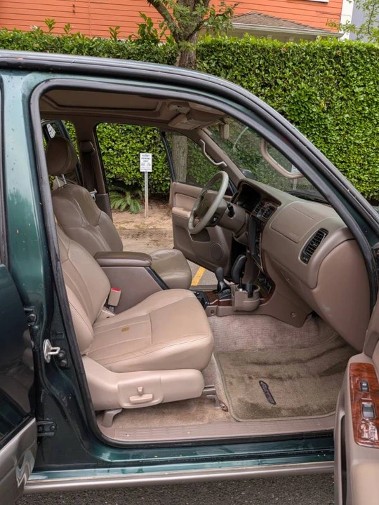 2000 Toyota 4Runner 3rd Gen - Image 9 of 13