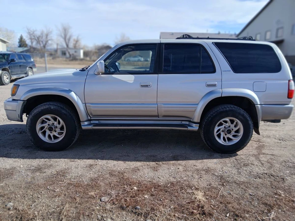 2002 Toyota 4Runner 3rd Gen - Image 3 of 16
