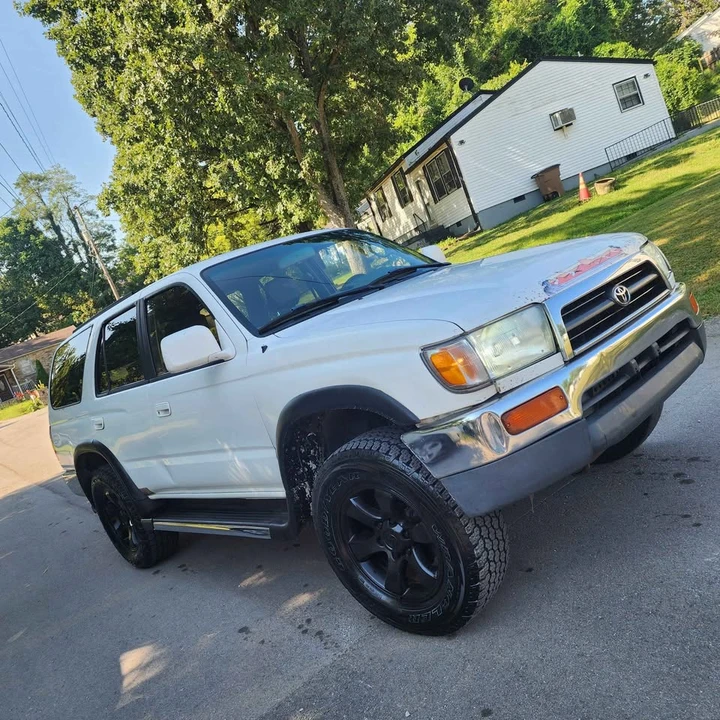 2000 Toyota 4Runner 3rd Gen - Image 2 of 6