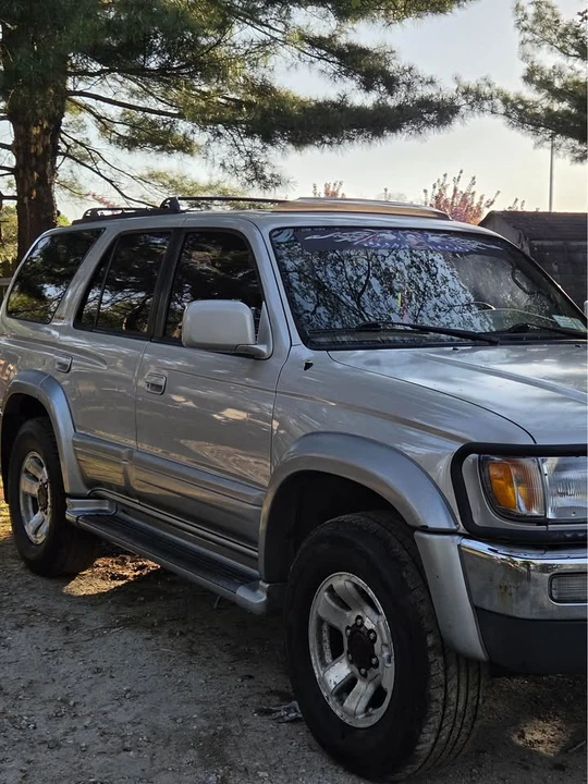 2000 Toyota 4Runner 3rd Gen - Image 2 of 13