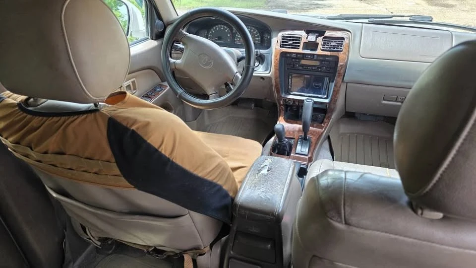 2000 Toyota 4Runner 3rd Gen - Image 3 of 5