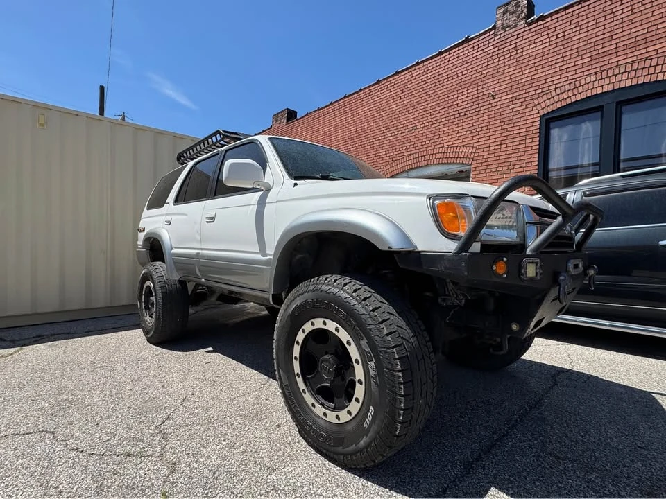 2000 Toyota 4Runner 3rd Gen - Image 3 of 8