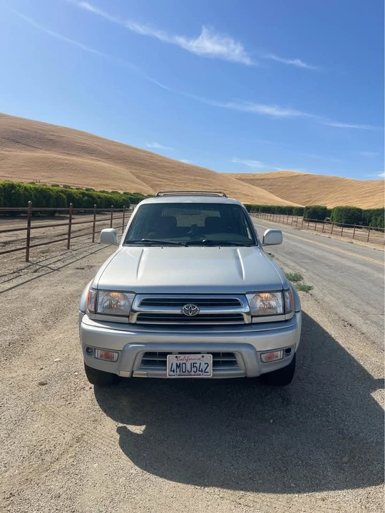 2000 Toyota 4Runner 3rd Gen - Image 3 of 4
