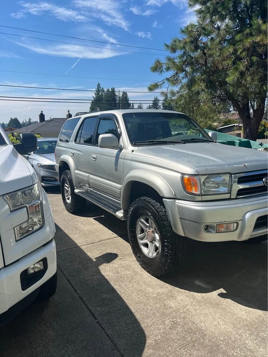 2000 Toyota 4Runner 3rd Gen - Image 10 of 12