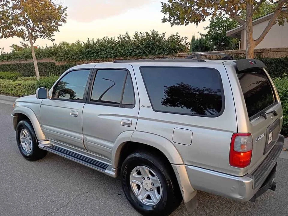 2000 Toyota 4Runner 3rd Gen - Image 3 of 8