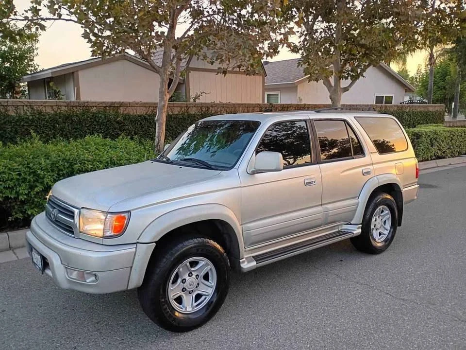 2000 Toyota 4Runner 3rd Gen - Image 2 of 8