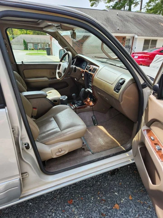 2000 Toyota 4Runner 3rd Gen - Image 9 of 16