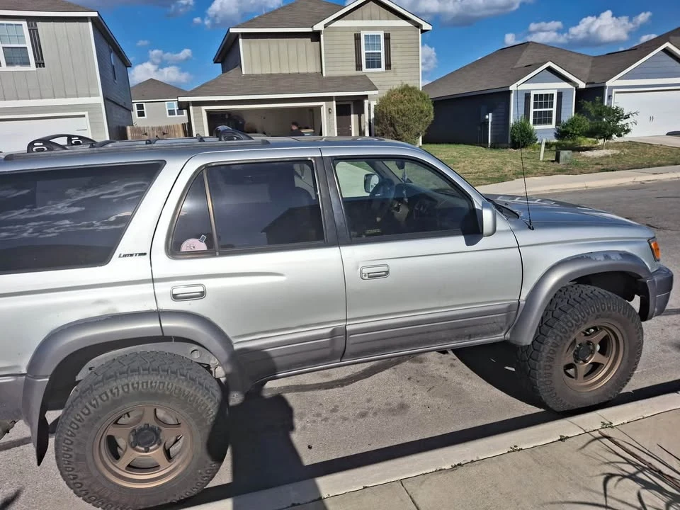 2000 Toyota 4Runner 3rd Gen - Image 3 of 6