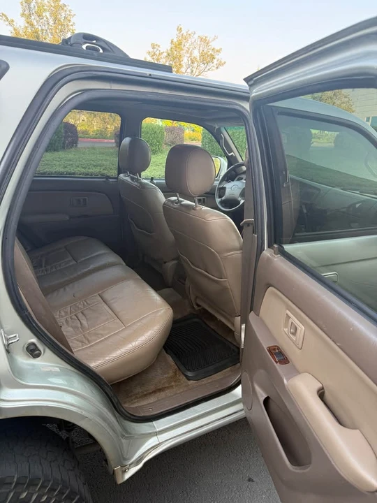 2000 Toyota 4Runner 3rd Gen - Image 11 of 16