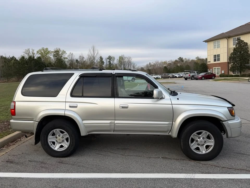 2000 Toyota 4Runner 3rd Gen - Image 3 of 10