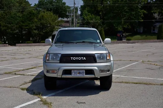 2000 Toyota 4Runner Limited Sport Utility 4D