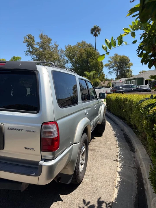 2000 Toyota 4Runner 3rd Gen - Image 11 of 13