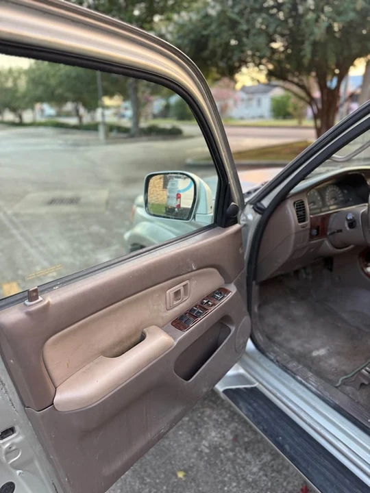 2000 Toyota 4Runner 3rd Gen - Image 9 of 13