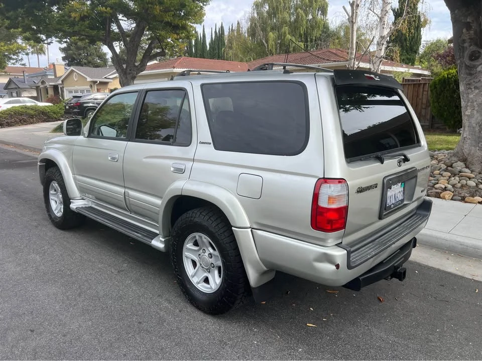 2000 Toyota 4Runner 3rd Gen - Image 3 of 12