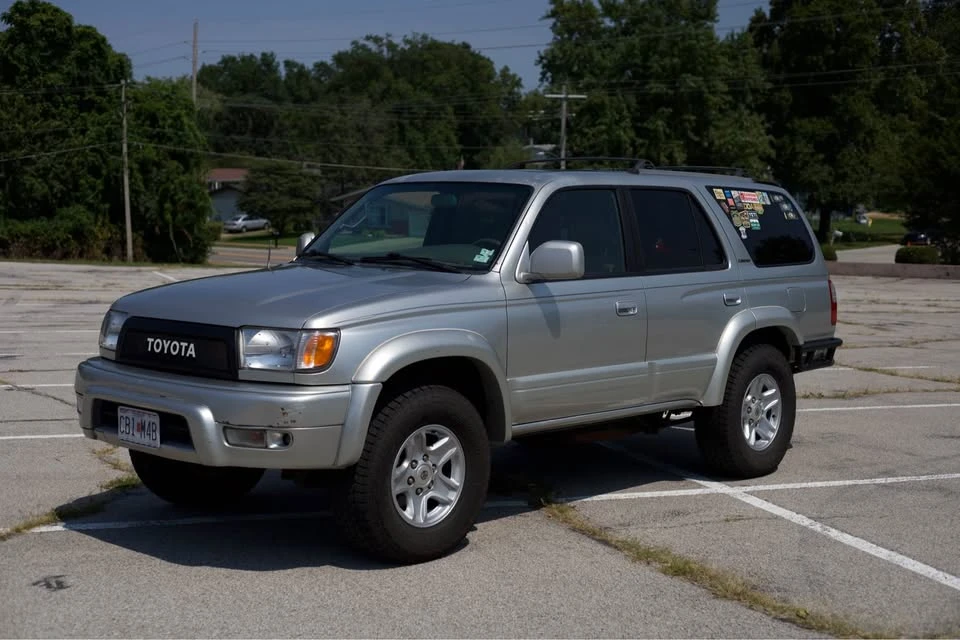2000 Toyota 4Runner 3rd Gen - Image 2 of 18