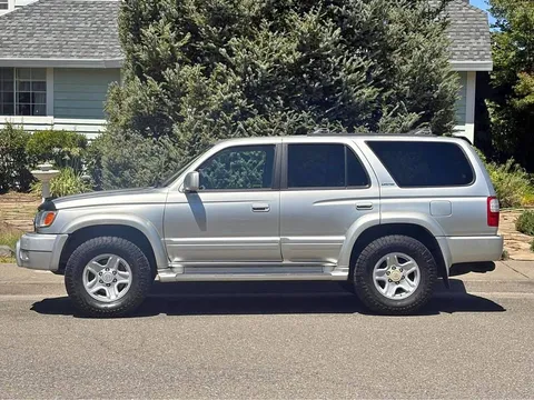 2000 Toyota 4Runner Limited Sport Utility 4D