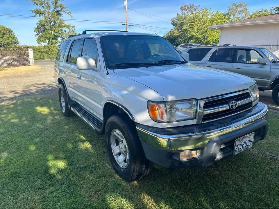 2000 Toyota 4Runner 3rd Gen - Image 3 of 8
