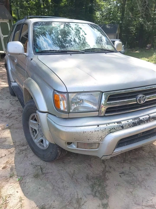 2000 Toyota 4Runner 3rd Gen - Image 2 of 4