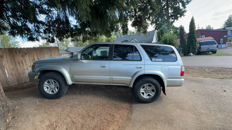 2000 Toyota 4Runner 3rd Gen - Image 3 of 7