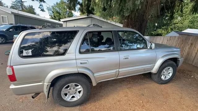 2000 Toyota 4Runner Limited Sport Utility 4D