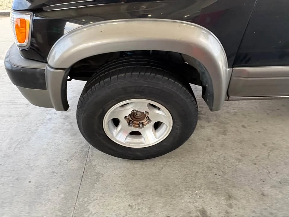 2000 Toyota 4Runner 3rd Gen - Image 5 of 9