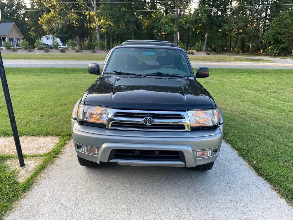 2000 Toyota 4Runner 3rd Gen - Image 2 of 10