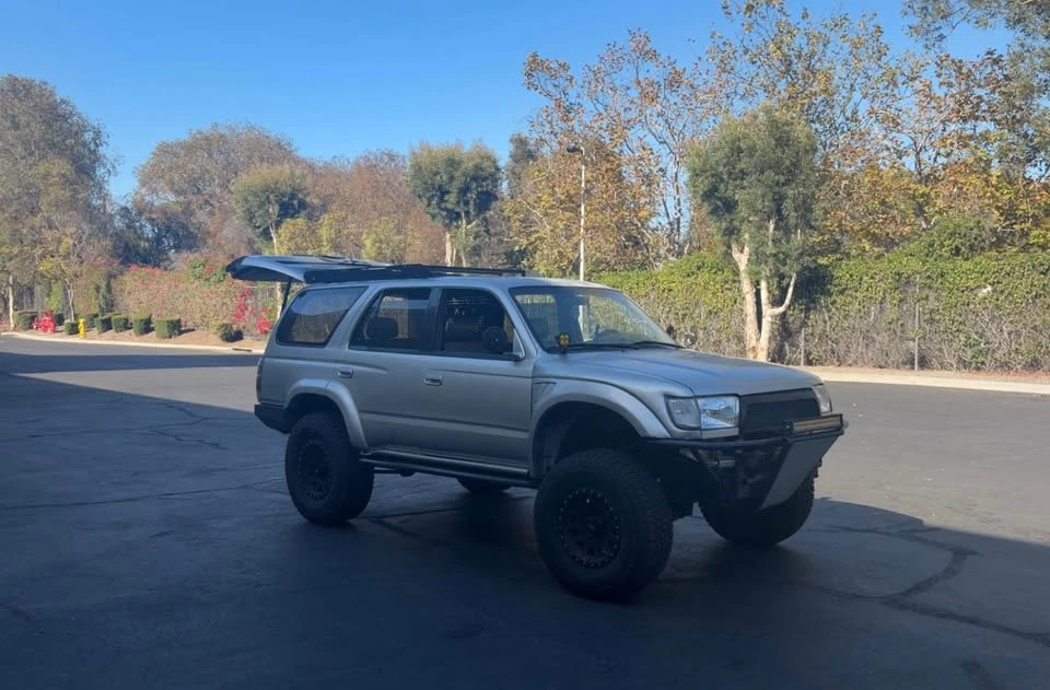 2000 Toyota 4Runner 3rd Gen - Image 2 of 12