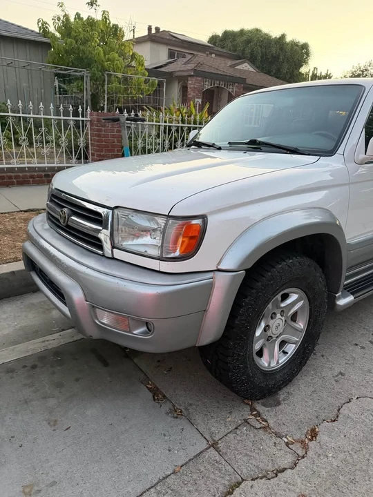 2000 Toyota 4Runner 3rd Gen - Image 3 of 17
