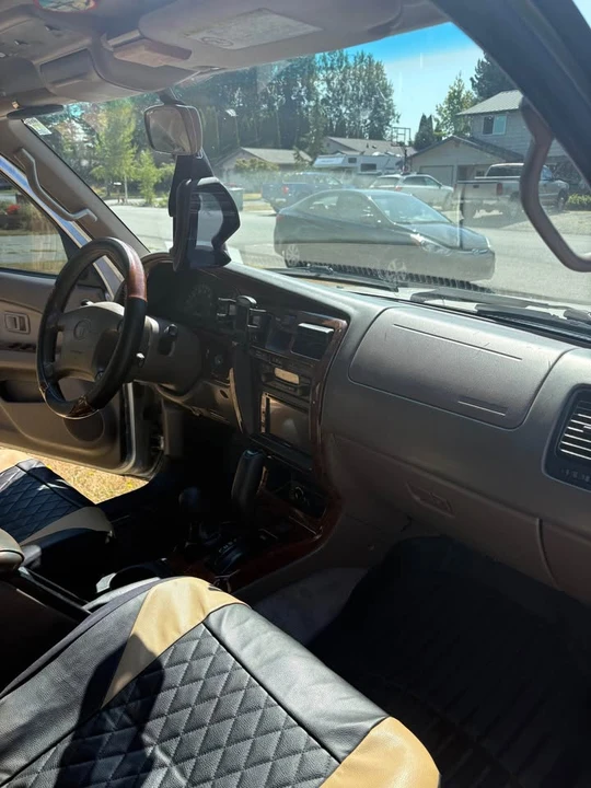 2000 Toyota 4Runner 3rd Gen - Image 8 of 9
