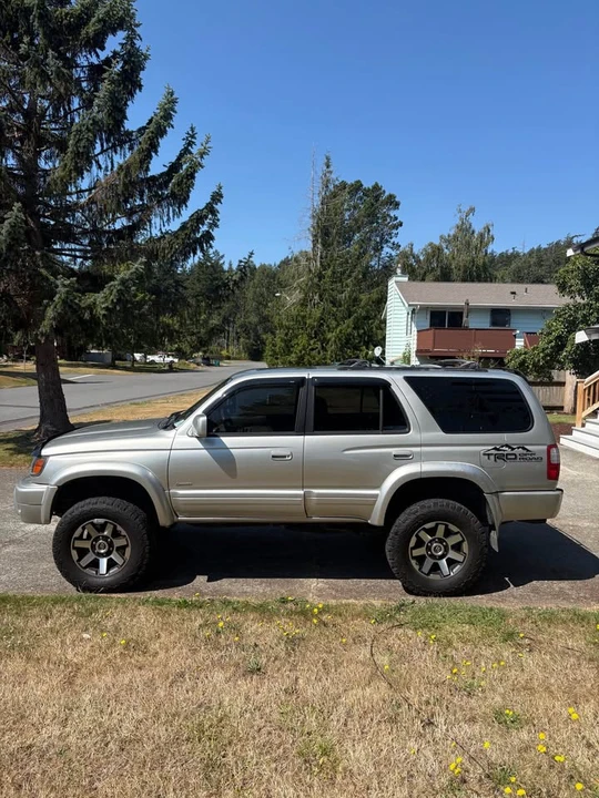 2000 Toyota 4Runner 3rd Gen - Image 3 of 9