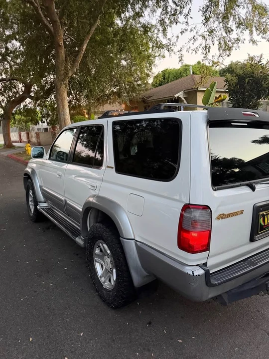 2000 Toyota 4Runner 3rd Gen - Image 9 of 17