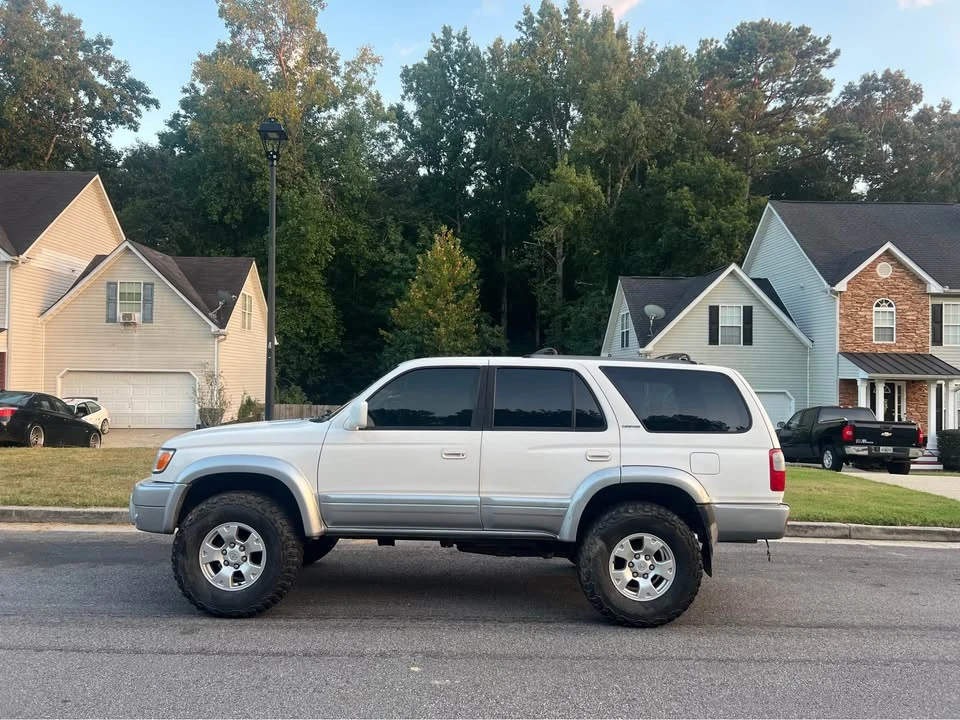 2000 Toyota 4Runner 3rd Gen - Image 2 of 14