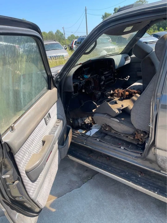 2000 Toyota 4Runner 3rd Gen - Image 4 of 11