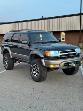 2000 Toyota 4Runner Limited Sport Utility 4D