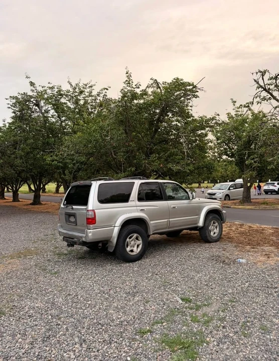 2000 Toyota 4Runner 3rd Gen - Image 3 of 4