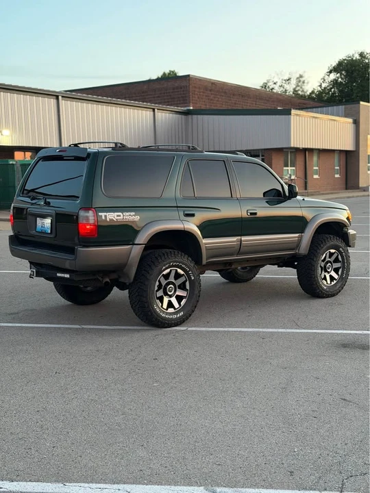 2000 Toyota 4Runner 3rd Gen - Image 3 of 20