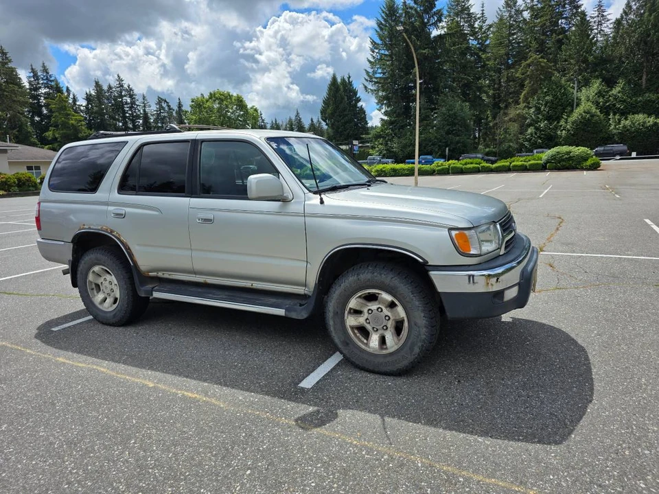 2000 Toyota 4Runner 3rd Gen - Image 5 of 12