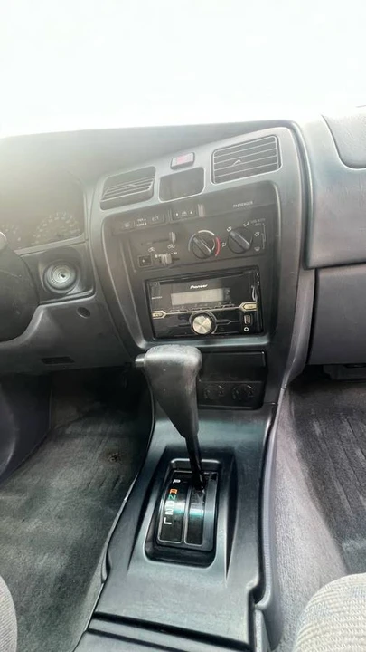 2000 Toyota 4Runner 3rd Gen - Image 9 of 12