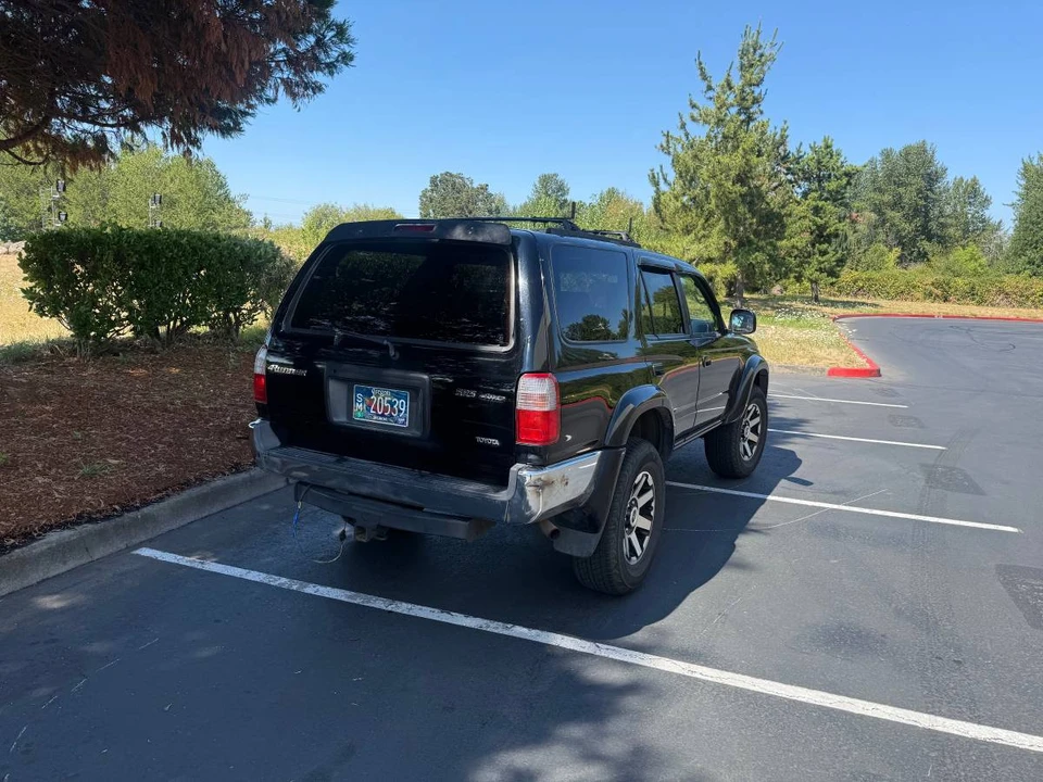 2000 Toyota 4Runner 3rd Gen - Image 3 of 11