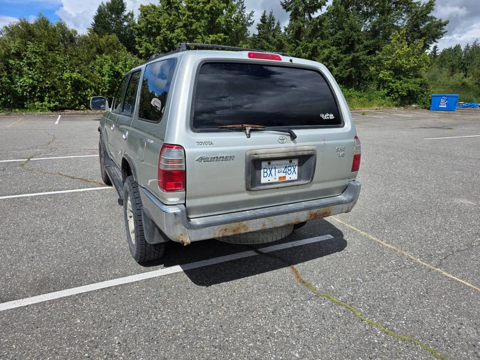 2000 Toyota 4Runner 3rd Gen - Image 3 of 12