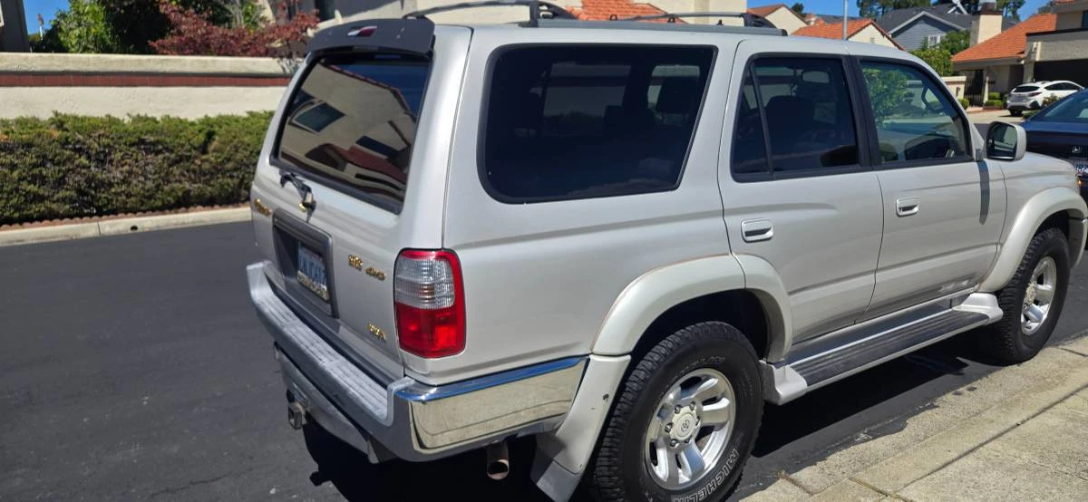 2000 Toyota 4Runner 3rd Gen - Image 2 of 10